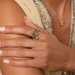 Bague Amélie acier doré or pierre Pin Africain
