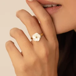 Bague Fleur nacre acier doré or