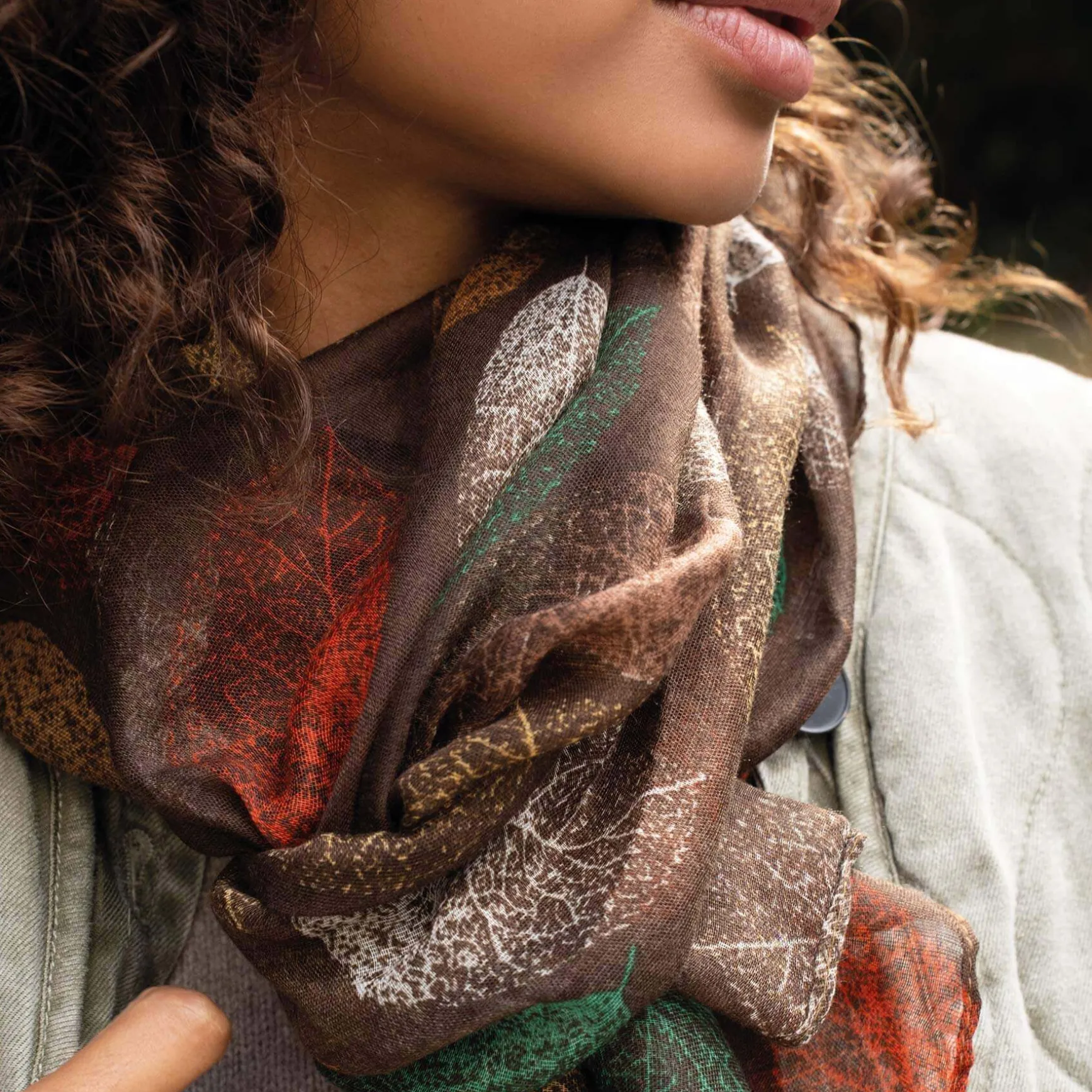 Echarpe Feuilles marron